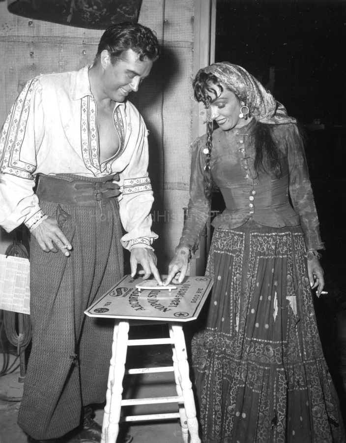 Ray Milland 1947 WM.jpg